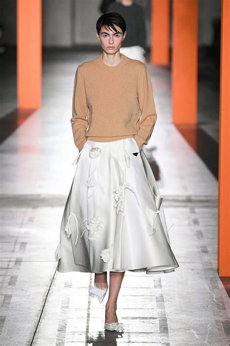 prada skirt 2023